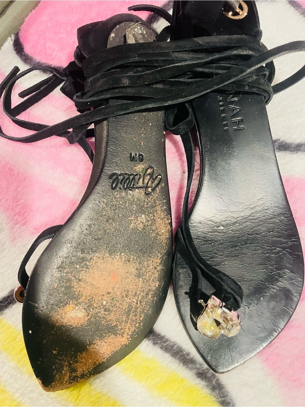 AMINAH ABDUL JILLIL SUEDE
LACE UP POINTED SANDALS
WITH GLASS HEARTS - Picture 8 of 8